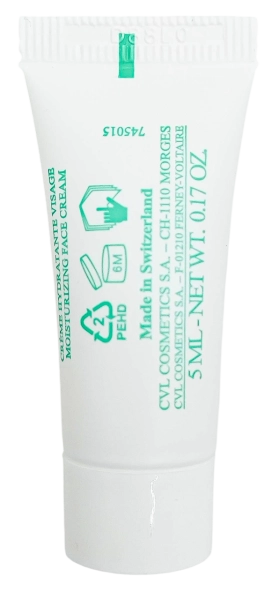 PerfumeriaErbelValmontHydrationMoisturizingWithACreamIntensywnienawilżającykremdotwarzyzestawPielęgnacja